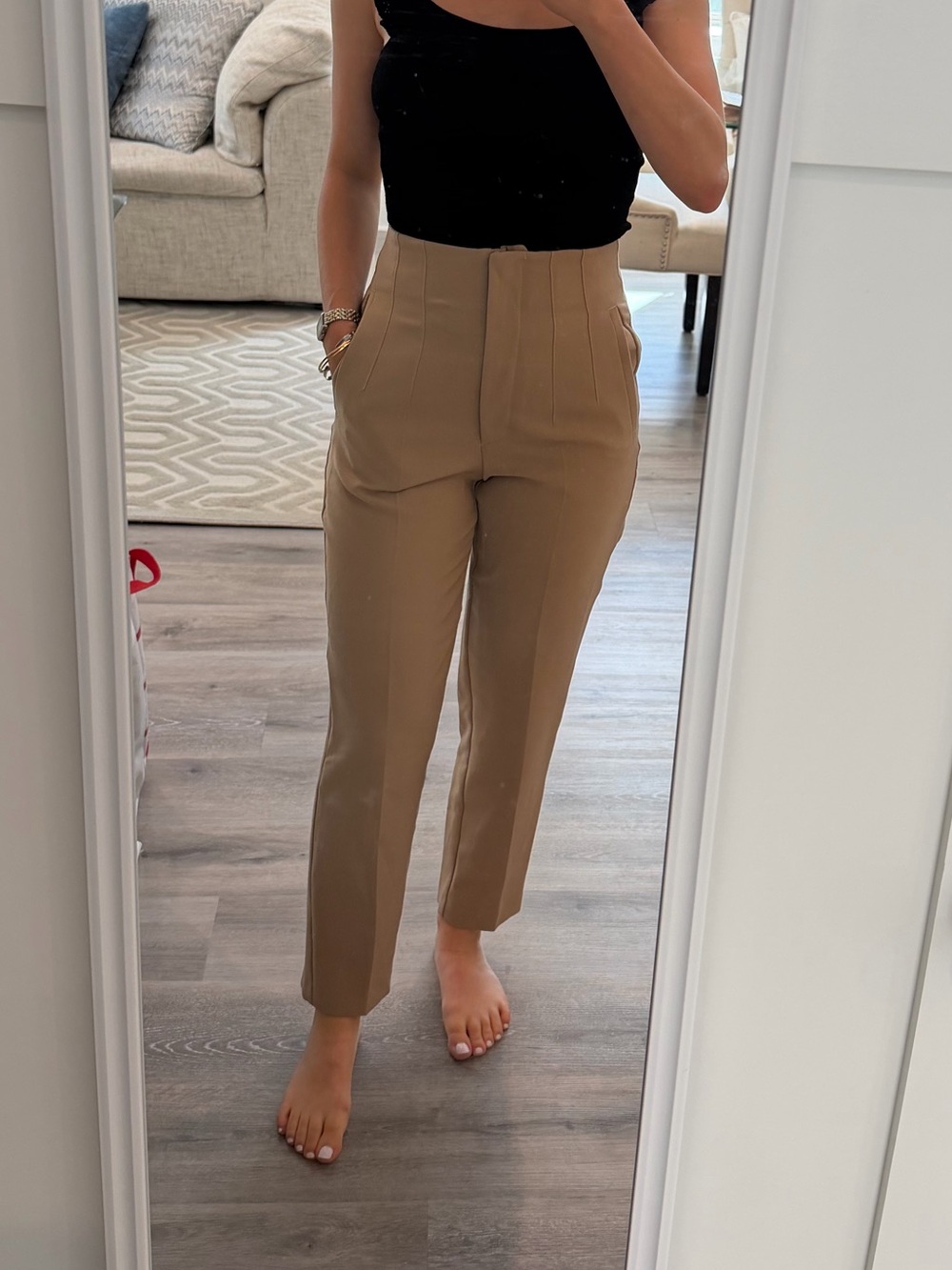 Zara High Waisted Trousers in Khaki/Camel Size S
